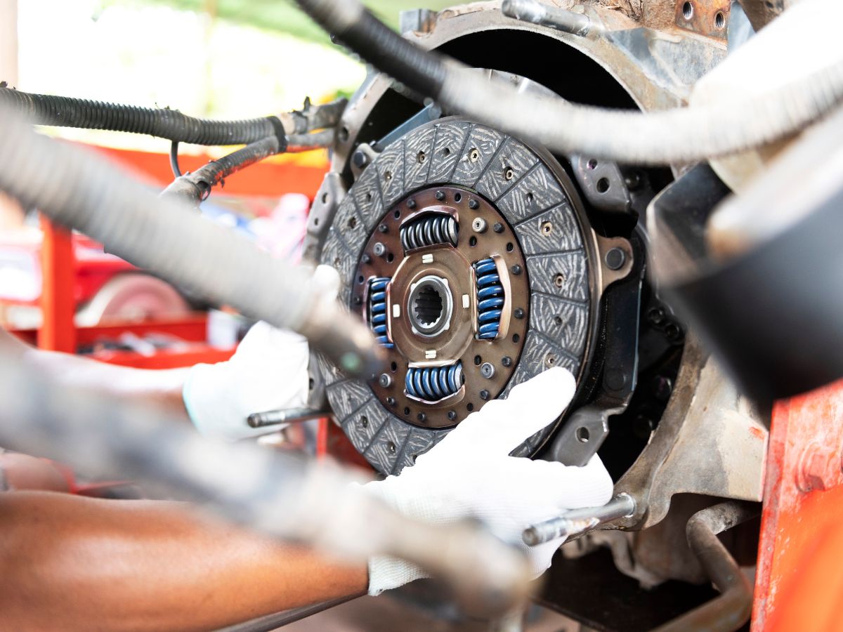 Clutch repair services